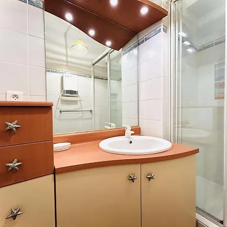 Apartamento 2 Pièces Avec Wifi Et Garage à - Fr-1-245-148 *