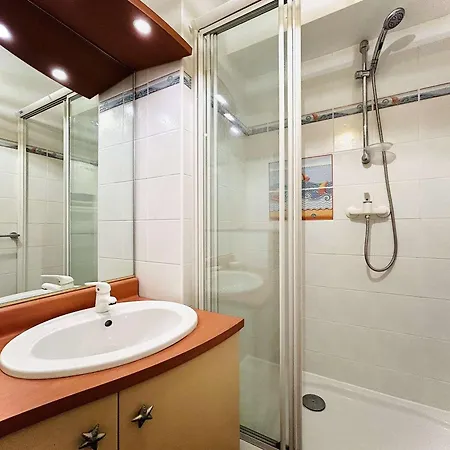 2 Pièces Avec Wifi Et Garage à - Fr-1-245-148