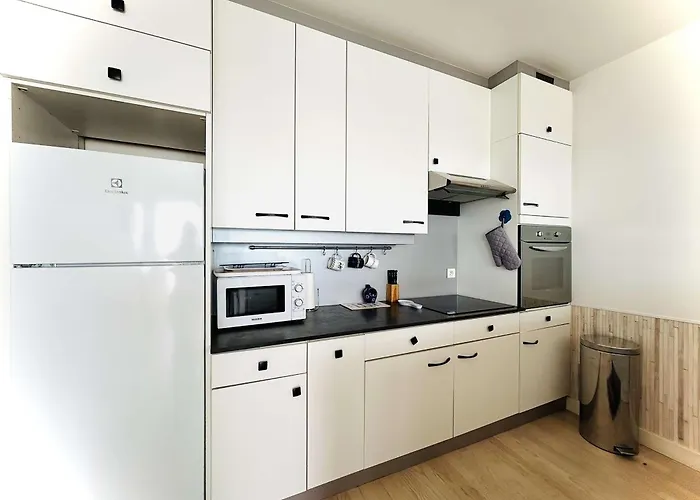 2 Pièces Avec Wifi Et Garage à - Fr-1-245-148 La Baule-Escoublac